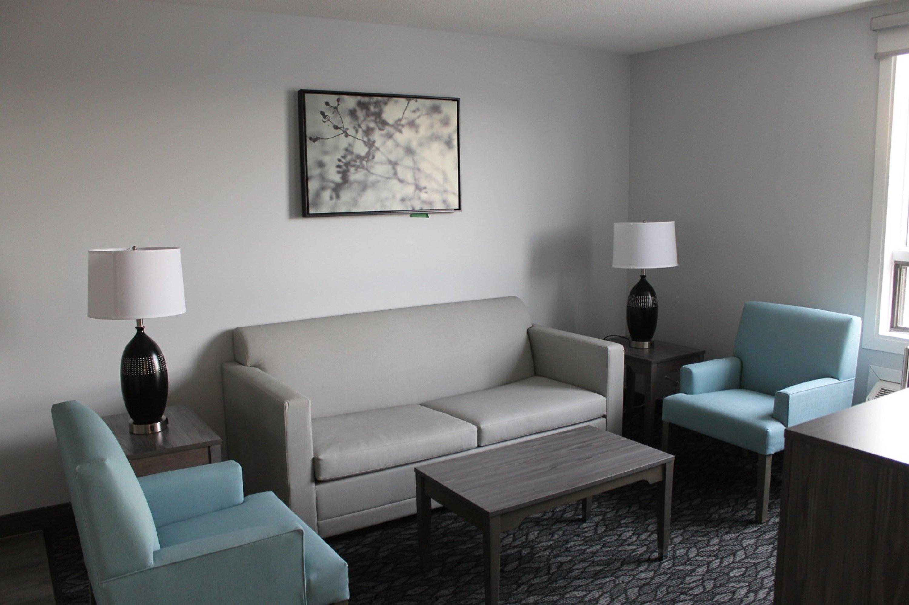 Emerald Hotel & Suites Calgary Airport Экстерьер фото