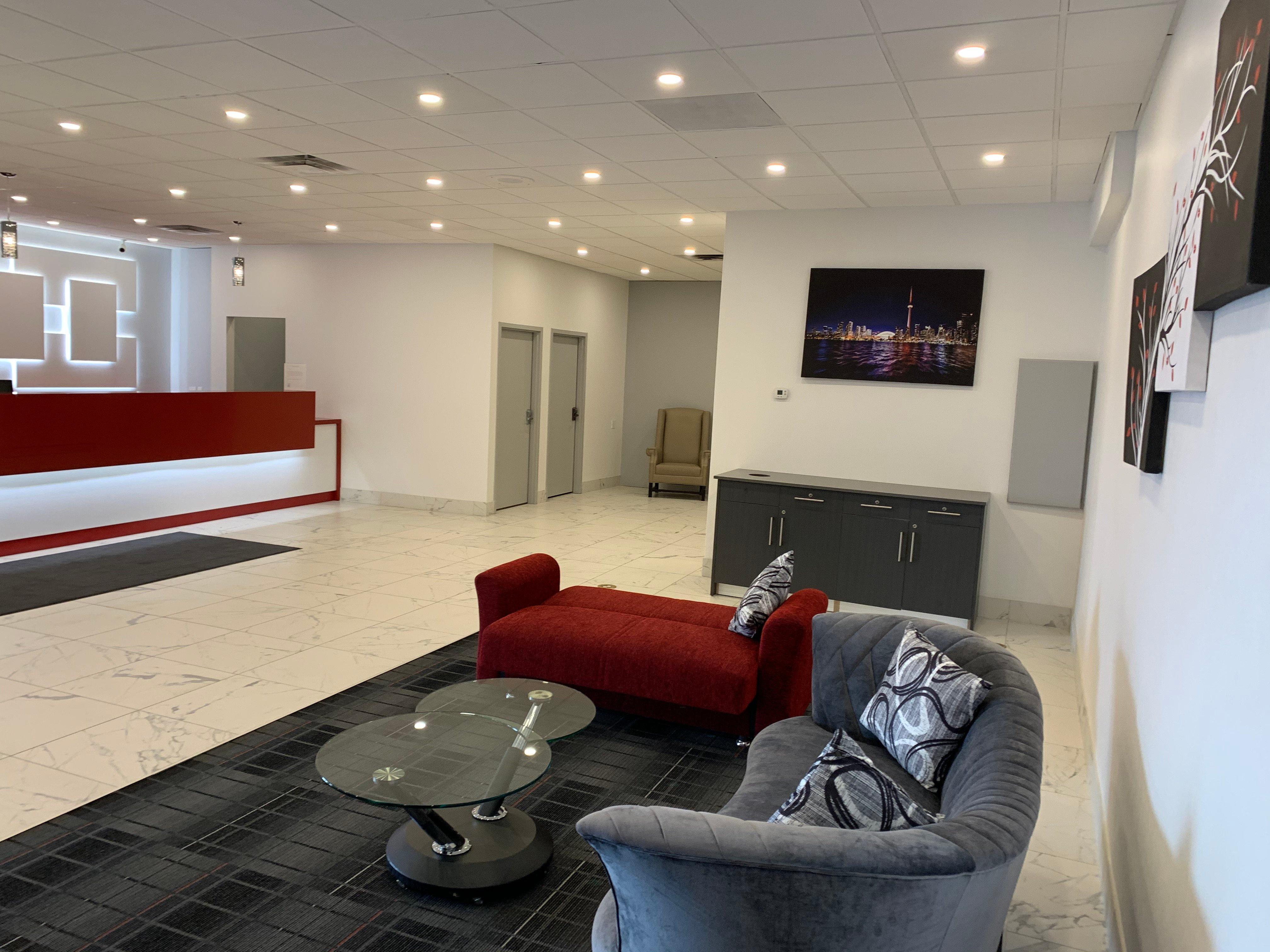 Emerald Hotel & Suites Calgary Airport Экстерьер фото